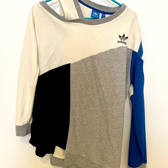 adidas Sweaters - Original sweater Adidas $38